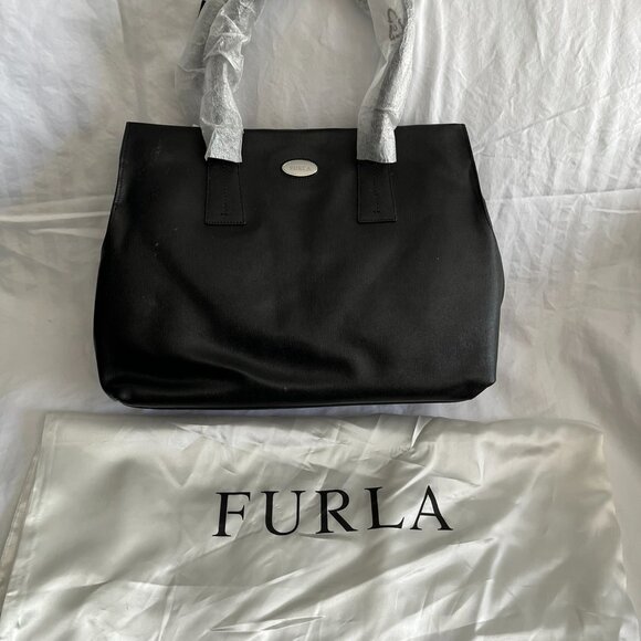 Authentic Furla Leather tote - Picture 2 of 14